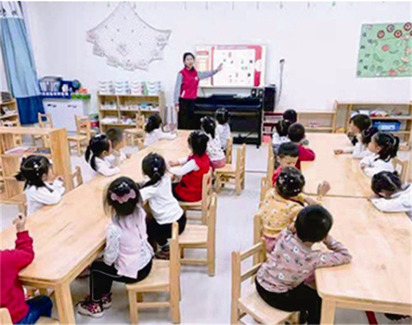 1616397060705979.jpg 2020届毕业生李丽(长春市乔治丁丁幼儿园) (2).jpg