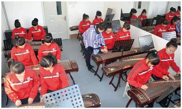 1616397761514531.jpg 古筝课教学.jpg