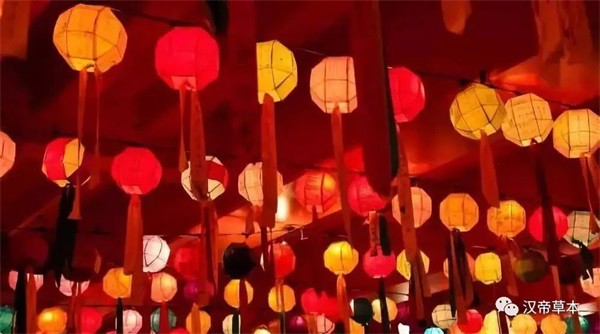 1699261880112110.jpg 中秋3.jpg