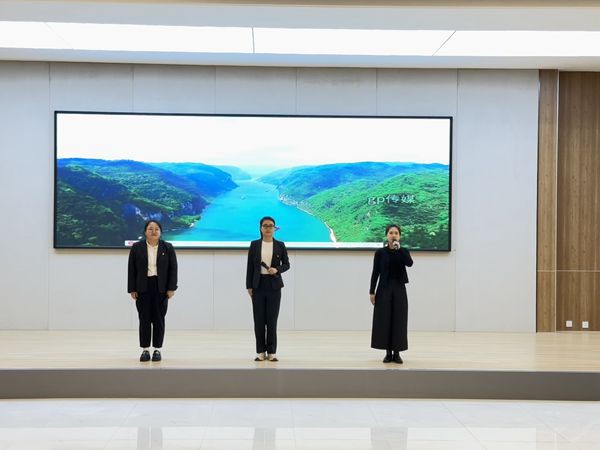 44c5b6621e34f1f8b5369e11943827d_副本.jpg