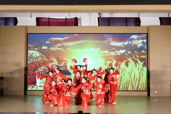 1751436548112054.jpg d53dd1661cb353e3d83d1a4e8b72cca_副本.jpg